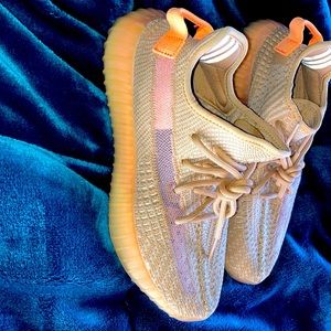 YEEZY BOOST V2 “Clay”